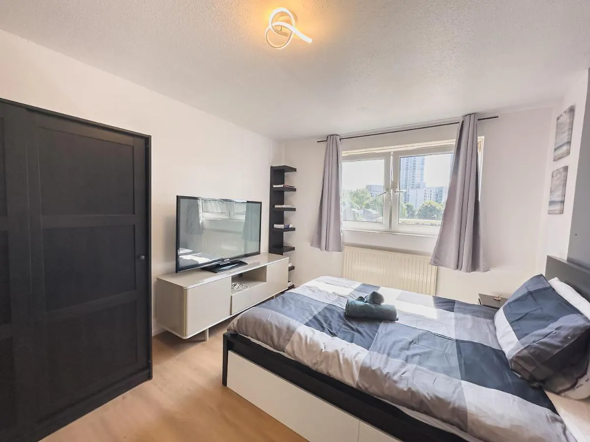 Olympic Apartment - Stratford London