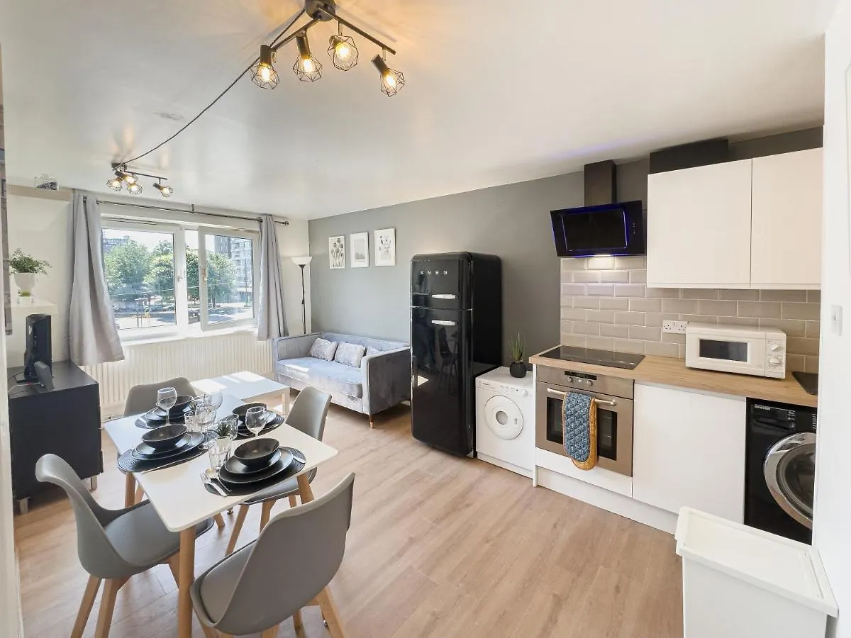 Olympic Apartment - Stratford London